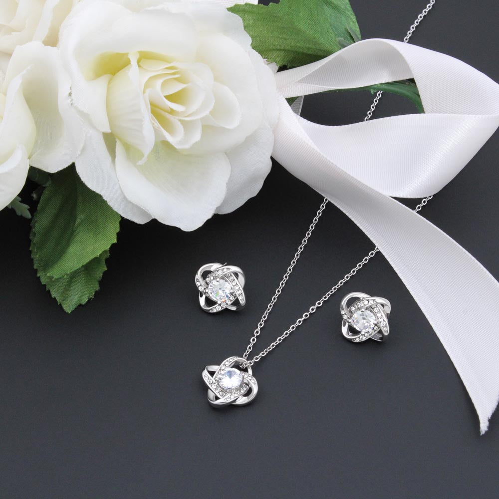 Love Knot Necklace & Earrings Set – 14K White Gold Luxury Gift for Mom