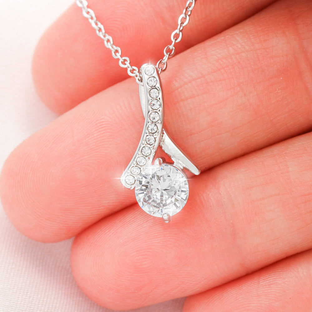 To My Amazing Mother – “I’ll Love You Forever” Alluring Beauty Necklace – A Heartfelt Gift for Mom's Special Day|