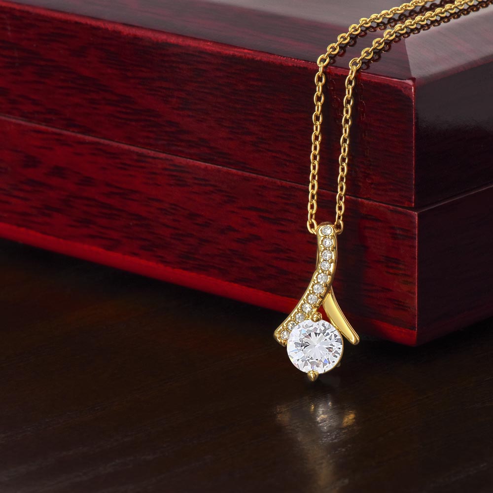 To My Amazing Mother – “I’ll Love You Forever” Alluring Beauty Necklace – A Heartfelt Gift for Mom's Special Day|